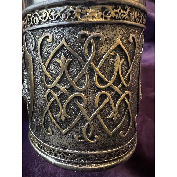 Knights Templar Mug Resin And Stainless Steel Construction Holds 500 - 600 mL - Picture 3 of 4